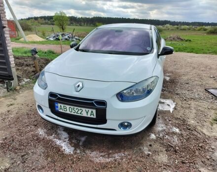 Білий Рено Флюенс, об'ємом двигуна 0 л та пробігом 110 тис. км за 9300 $, фото 7 на Automoto.ua