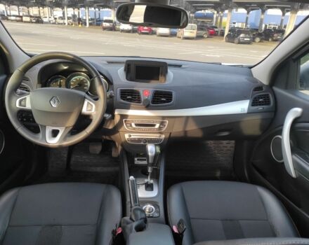 Белый Рено Флюенс, объемом двигателя 0 л и пробегом 110 тыс. км за 4300 $, фото 7 на Automoto.ua