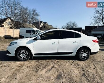 Белый Рено Флюенс, объемом двигателя 1.5 л и пробегом 260 тыс. км за 5800 $, фото 1 на Automoto.ua