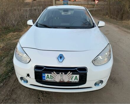 Белый Рено Флюенс, объемом двигателя 0 л и пробегом 90 тыс. км за 3900 $, фото 1 на Automoto.ua