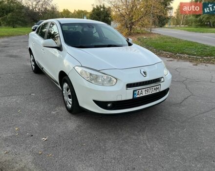 Білий Рено Флюенс, об'ємом двигуна 1.46 л та пробігом 230 тис. км за 5500 $, фото 2 на Automoto.ua