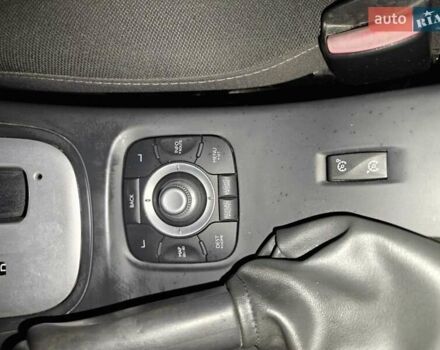 Белый Рено Флюенс, объемом двигателя 0 л и пробегом 121 тыс. км за 5999 $, фото 10 на Automoto.ua