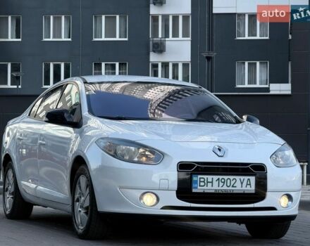 Білий Рено Флюенс, об'ємом двигуна 0 л та пробігом 151 тис. км за 5999 $, фото 2 на Automoto.ua
