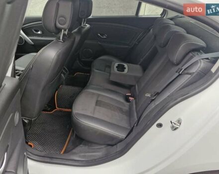 Белый Рено Флюенс, объемом двигателя 2 л и пробегом 163 тыс. км за 4200 $, фото 10 на Automoto.ua