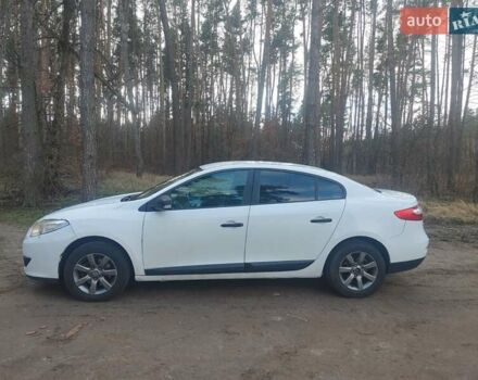 Белый Рено Флюенс, объемом двигателя 1.6 л и пробегом 218 тыс. км за 4499 $, фото 6 на Automoto.ua