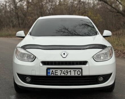 Белый Рено Флюенс, объемом двигателя 1.6 л и пробегом 170 тыс. км за 5800 $, фото 14 на Automoto.ua