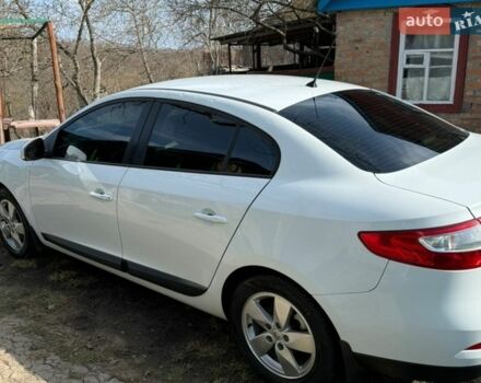 Белый Рено Флюенс, объемом двигателя 1.5 л и пробегом 208 тыс. км за 7500 $, фото 5 на Automoto.ua