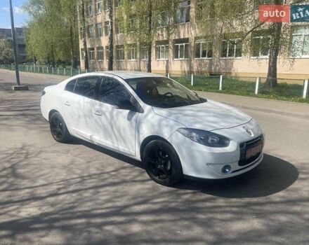 Белый Рено Флюенс, объемом двигателя 0 л и пробегом 135 тыс. км за 3900 $, фото 12 на Automoto.ua