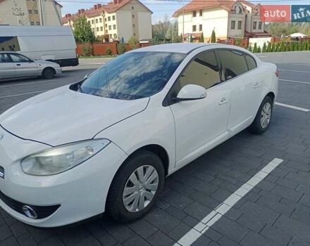 Белый Рено Флюенс, объемом двигателя 1.5 л и пробегом 270 тыс. км за 6200 $, фото 11 на Automoto.ua