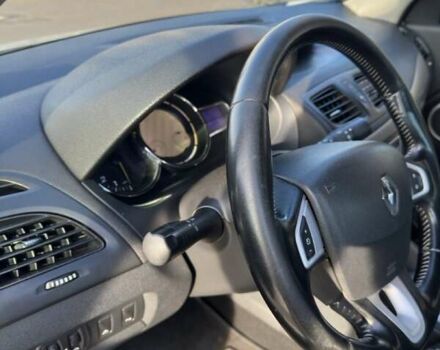 Білий Рено Флюенс, об'ємом двигуна 1.6 л та пробігом 259 тис. км за 5600 $, фото 13 на Automoto.ua