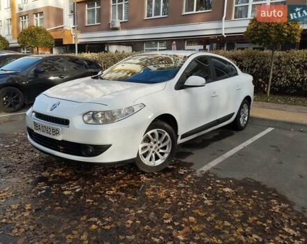 Білий Рено Флюенс, об'ємом двигуна 1.46 л та пробігом 168 тис. км за 6500 $, фото 7 на Automoto.ua