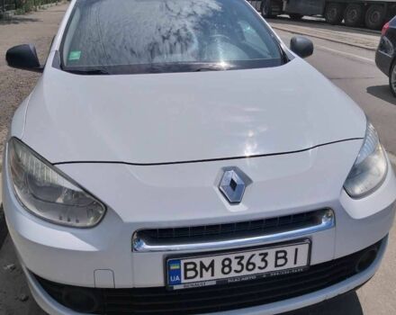 Білий Рено Флюенс, об'ємом двигуна 1.6 л та пробігом 440 тис. км за 3500 $, фото 1 на Automoto.ua