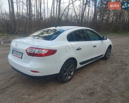 Белый Рено Флюенс, объемом двигателя 1.6 л и пробегом 218 тыс. км за 4499 $, фото 3 на Automoto.ua