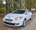 Белый Рено Флюенс, объемом двигателя 1.5 л и пробегом 390 тыс. км за 5300 $, фото 2 на Automoto.ua