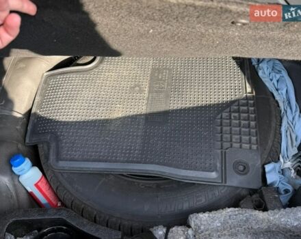 Белый Рено Флюенс, объемом двигателя 1.5 л и пробегом 208 тыс. км за 7500 $, фото 14 на Automoto.ua