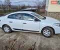 Белый Рено Флюенс, объемом двигателя 1.6 л и пробегом 161 тыс. км за 7100 $, фото 2 на Automoto.ua