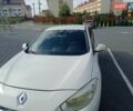 Белый Рено Флюенс, объемом двигателя 1.46 л и пробегом 269 тыс. км за 6400 $, фото 9 на Automoto.ua