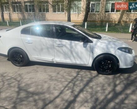 Белый Рено Флюенс, объемом двигателя 0 л и пробегом 135 тыс. км за 3900 $, фото 6 на Automoto.ua
