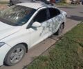 Белый Рено Флюенс, объемом двигателя 2 л и пробегом 242 тыс. км за 6500 $, фото 4 на Automoto.ua