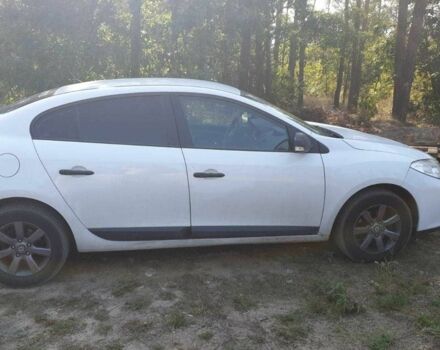 Білий Рено Флюенс, об'ємом двигуна 1.6 л та пробігом 440 тис. км за 3500 $, фото 2 на Automoto.ua