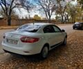 Белый Рено Флюенс, объемом двигателя 1.5 л и пробегом 390 тыс. км за 4999 $, фото 3 на Automoto.ua