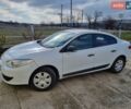 Белый Рено Флюенс, объемом двигателя 1.6 л и пробегом 161 тыс. км за 7100 $, фото 1 на Automoto.ua