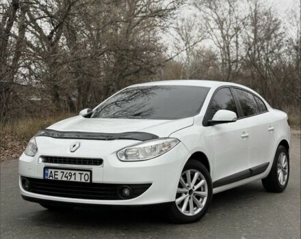 Белый Рено Флюенс, объемом двигателя 1.6 л и пробегом 170 тыс. км за 5800 $, фото 13 на Automoto.ua