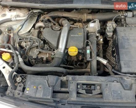 Белый Рено Флюенс, объемом двигателя 1.5 л и пробегом 270 тыс. км за 6200 $, фото 3 на Automoto.ua