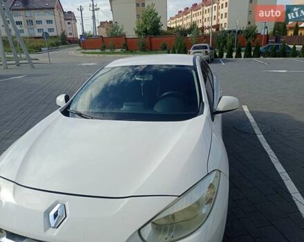 Белый Рено Флюенс, объемом двигателя 1.5 л и пробегом 270 тыс. км за 6200 $, фото 21 на Automoto.ua