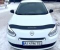 Белый Рено Флюенс, объемом двигателя 1.6 л и пробегом 29000 тыс. км за 5700 $, фото 1 на Automoto.ua