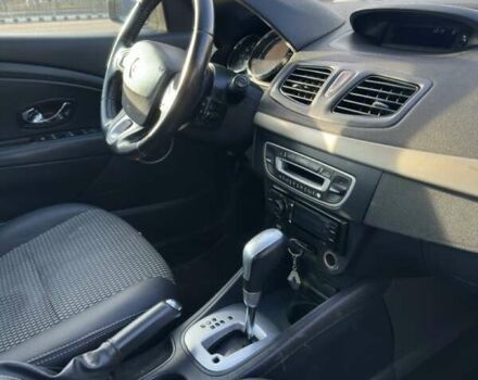 Білий Рено Флюенс, об'ємом двигуна 1.6 л та пробігом 259 тис. км за 5600 $, фото 7 на Automoto.ua