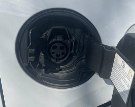 Белый Рено Флюенс, объемом двигателя 0 л и пробегом 135 тыс. км за 3900 $, фото 21 на Automoto.ua