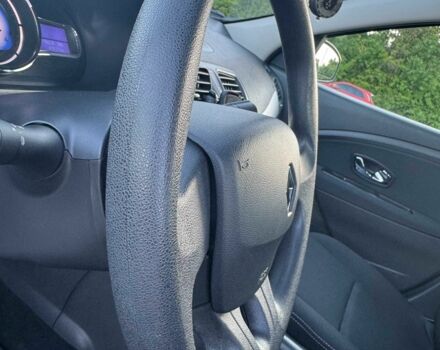 Білий Рено Флюенс, об'ємом двигуна 1.5 л та пробігом 120 тис. км за 8650 $, фото 13 на Automoto.ua