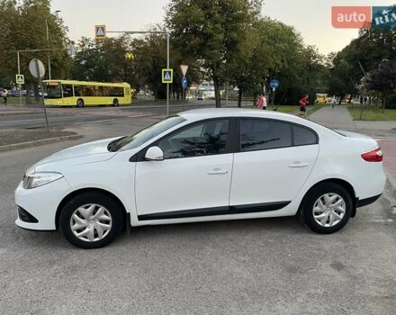 Білий Рено Флюенс, об'ємом двигуна 1.46 л та пробігом 176 тис. км за 7500 $, фото 1 на Automoto.ua