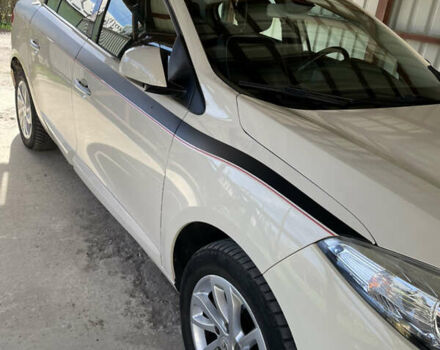 Білий Рено Флюенс, об'ємом двигуна 1.6 л та пробігом 181 тис. км за 9500 $, фото 27 на Automoto.ua