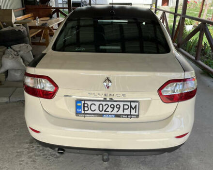 Білий Рено Флюенс, об'ємом двигуна 1.6 л та пробігом 181 тис. км за 9500 $, фото 18 на Automoto.ua