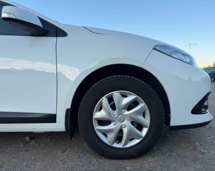 Білий Рено Флюенс, об'ємом двигуна 1.5 л та пробігом 120 тис. км за 8650 $, фото 6 на Automoto.ua