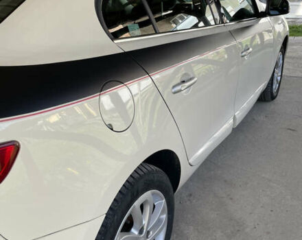 Білий Рено Флюенс, об'ємом двигуна 1.6 л та пробігом 181 тис. км за 9500 $, фото 13 на Automoto.ua
