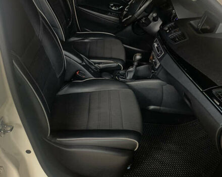 Білий Рено Флюенс, об'ємом двигуна 1.6 л та пробігом 181 тис. км за 9500 $, фото 35 на Automoto.ua