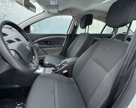 Білий Рено Флюенс, об'ємом двигуна 0 л та пробігом 47 тис. км за 2700 $, фото 7 на Automoto.ua