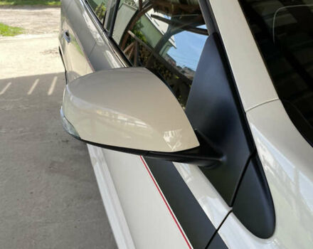 Білий Рено Флюенс, об'ємом двигуна 1.6 л та пробігом 181 тис. км за 9500 $, фото 11 на Automoto.ua