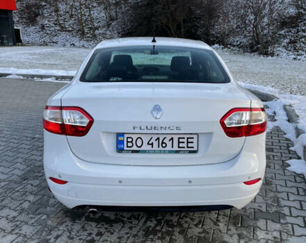 Белый Рено Флюенс, объемом двигателя 1.5 л и пробегом 128 тыс. км за 9950 $, фото 4 на Automoto.ua