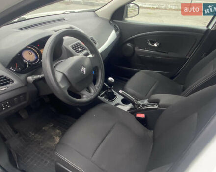 Белый Рено Флюенс, объемом двигателя 1.46 л и пробегом 198 тыс. км за 6500 $, фото 8 на Automoto.ua