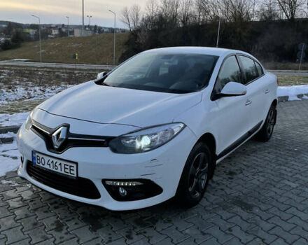 Белый Рено Флюенс, объемом двигателя 1.5 л и пробегом 128 тыс. км за 9950 $, фото 1 на Automoto.ua