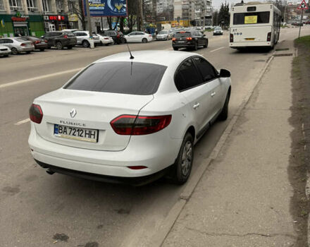 Белый Рено Флюенс, объемом двигателя 1.46 л и пробегом 263 тыс. км за 7599 $, фото 1 на Automoto.ua
