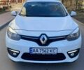 Белый Рено Флюенс, объемом двигателя 1.6 л и пробегом 225 тыс. км за 6500 $, фото 1 на Automoto.ua