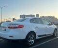 Белый Рено Флюенс, объемом двигателя 1.5 л и пробегом 241 тыс. км за 7513 $, фото 3 на Automoto.ua