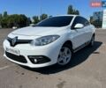 Білий Рено Флюенс, об'ємом двигуна 1.6 л та пробігом 132 тис. км за 8500 $, фото 1 на Automoto.ua