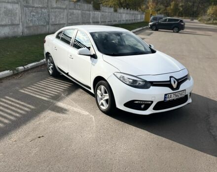 Рено Флюенс 2015 в Буче на Automoto.ua Белый Рено Флюенс, объемом двигателя 1.6 л и пробегом 215 тыс. км за 7500 $, фото 5 на Automoto.ua