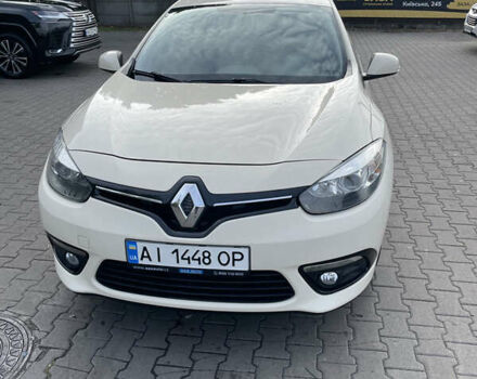 Белый Рено Флюенс, объемом двигателя 1.6 л и пробегом 184 тыс. км за 7200 $, фото 1 на Automoto.ua